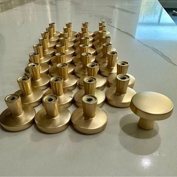 COPY - Solid Brass Round 1 1/8” Cabinet Pulls - Brushed Gold Finish (Qty. 12) - Picture 6 of 12